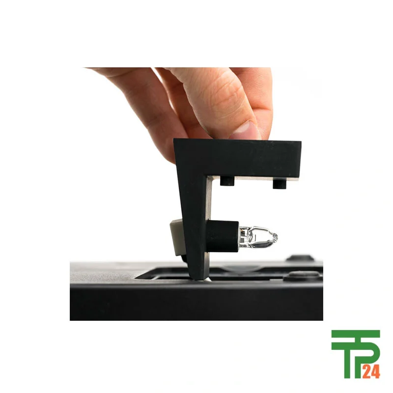 Hanna HI802 iris visible spectrophotometer with barcode reader