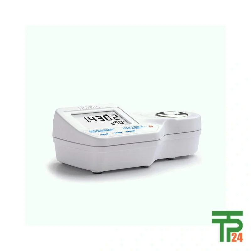 Hanna HI96800 Digital Refractometer for Refractive Index and Brix